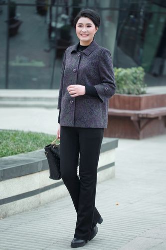妈妈装秋装外套短外套老年人春装女60